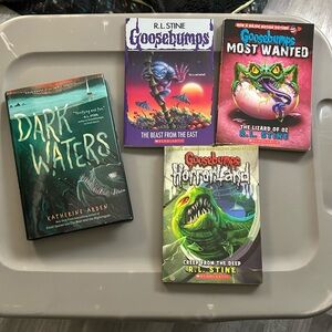 Goosebumps Kids Book Set - Multicolor